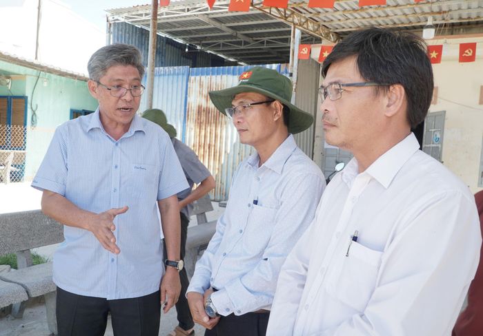 Phó Chủ tịch UBND tỉnh Lâm Đồng Nguyễn Minh chỉ đạo khi kiểm tra dự án Nâng cấp đường giao thông N4 và D9.1