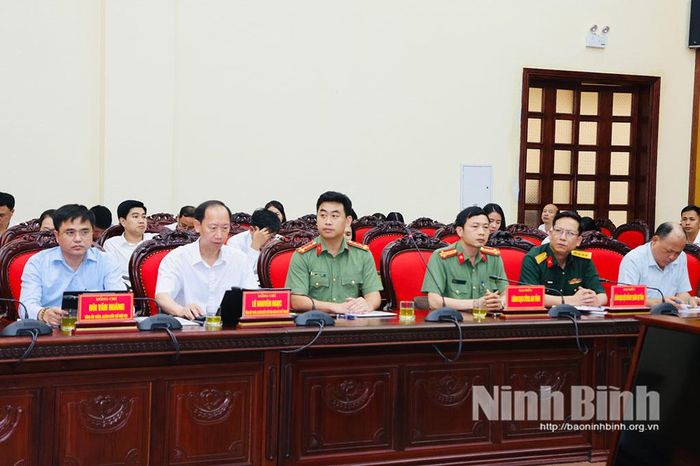 Các đại biểu dự hội nghị.