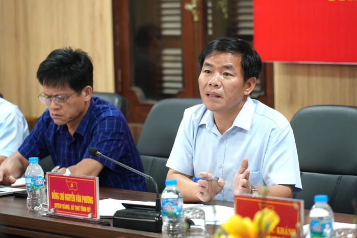 Đồng chí Nguyễn Văn Phương, Bí thư Tỉnh ủy trả lời, làm rõ các kiến nghị, phản ánh của công dân - Ảnh: T.Đ