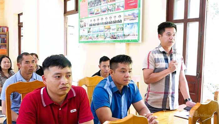 Cử tri xã Tùng Vài kiến nghị tỉnh tiếp tục có những cơ chế chính sách hỗ trợ xóa nhà tạm, nhà dột nát cho hộ nghèo thuộc xã biên giới.