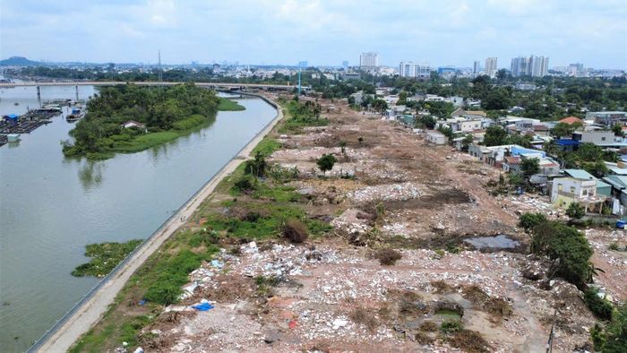 Đường ven sông Cái đang được triển khai để làm đẹp diện mạo đô thị Biên Hòa.