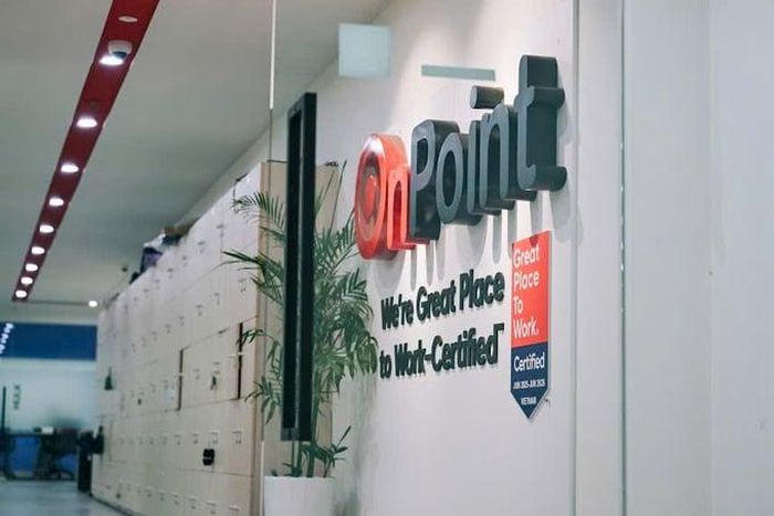  OnPoint áp dụng các bộ quy chuẩn đào tạo nghiêm ngặt cho đội ngũ người dẫn và tự động hóa hệ thống. 