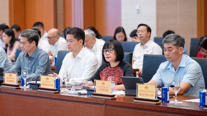 Các đại biểu dự hội nghị
