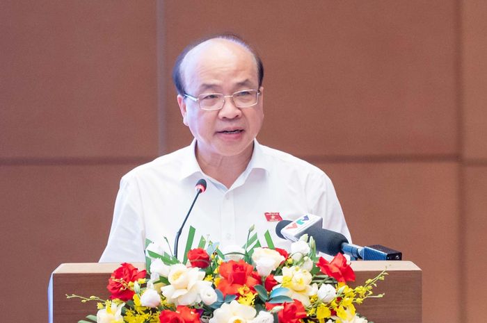 Chủ nhiệm Ủy ban Pháp luật và Tư pháp Phan Chí Hiếu báo cáo một số nội dung cơ bản của Đề án Định hướng lập pháp nhiệm kỳ Quốc hội khóa XVI
