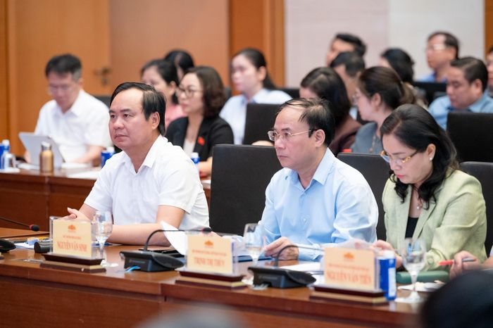 Các đại biểu tham dự hội nghị
