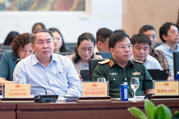 Các đại biểu dự hội nghị