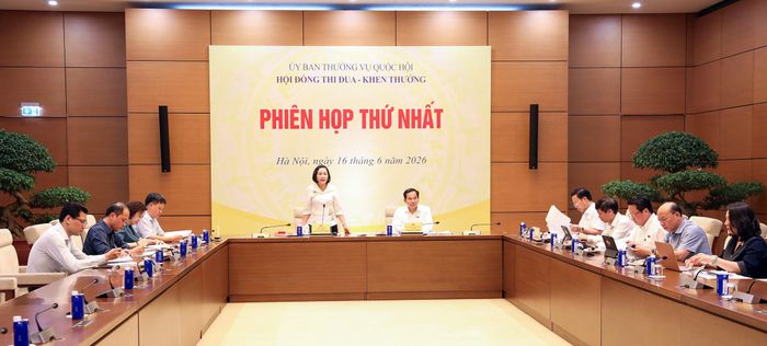 Toàn cảnh Phiên họp