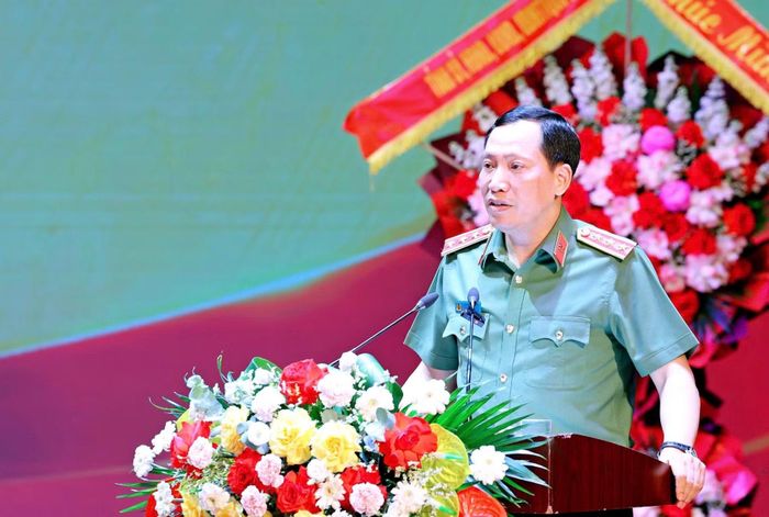 Thứ trưởng Lê Văn Tuyến phát biểu chỉ đạo tại hội nghị.
