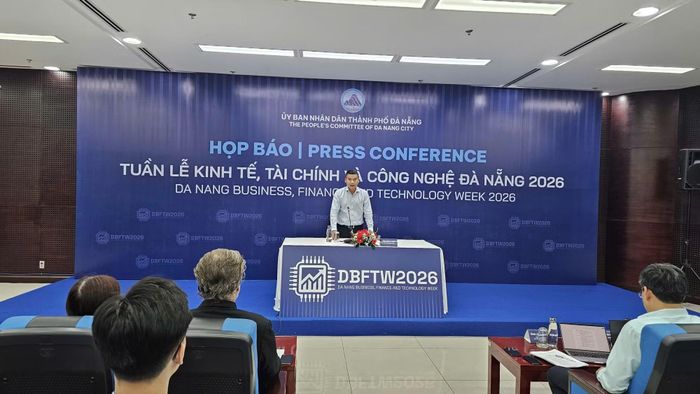 Ông Hồ Kỳ Minh, Phó Chủ tịch Thường trực UBND TP Đà Nẵng chủ trì họp báo giới thiệu Tuần lễ Kinh tế, Tài chính và Công nghệ Đà Nẵng 2026.