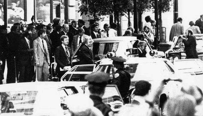 Hiện trường vụ ám sát hụt Gerald Ford