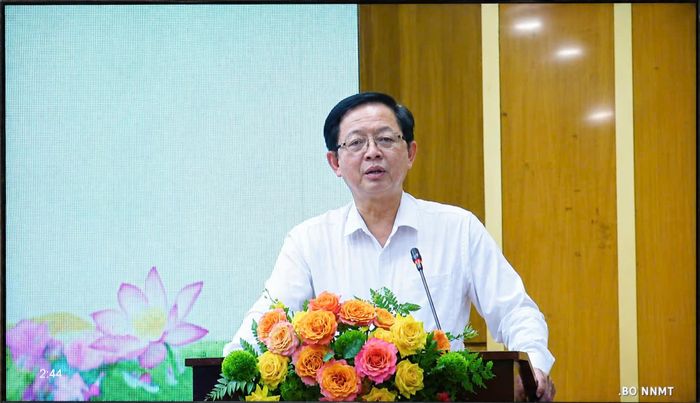 Phó Thủ tướng Chính phủ Hồ Quốc Dũng phát biểu chỉ đạo tại hội nghị.
