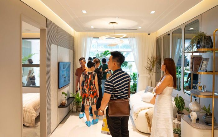 "Cày trả nợ mua nhà" là câu chuyện quen như "cơm bữa" với nhiều người trẻ
