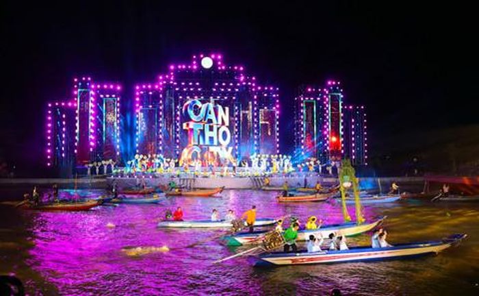 Lễ hội văn hóa sông nước Cần Thơ