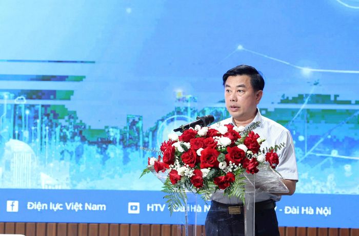 Phó Giám đốc Cơ quan Báo và Phát thanh, Truyền hình Hà Nội Nguyễn Minh Đức phát biểu tại Tọa đàm. Ảnh: Thanh Hải