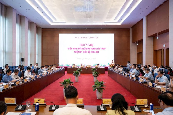 Chủ tịch Quốc hội Trần Thanh Mẫn nhấn mạnh nhiều nội dung quan trọng nhằm thực hiện hiệu quả định hướng lập pháp nhiệm kỳ Quốc hội khóa XVI. Ảnh: PT