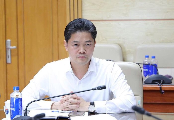 Thứ trưởng Thường trực Bộ Y tế Vũ Mạnh Hà phát biểu.