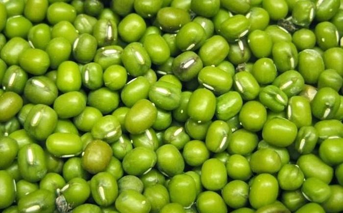 Đậu xanh có tác dụng thanh nhiệt, giải thử, lợi thủy và giải độc.