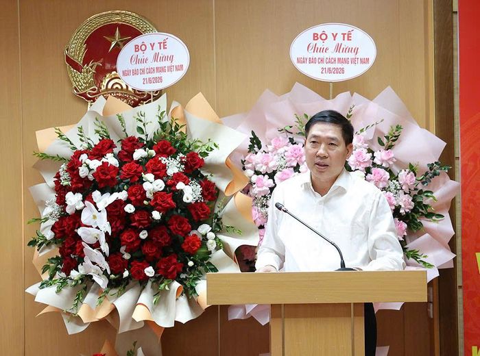 TS.BS Đoàn Hữu Thiển, Chánh Văn phòng Bộ Y tế phát biểu.