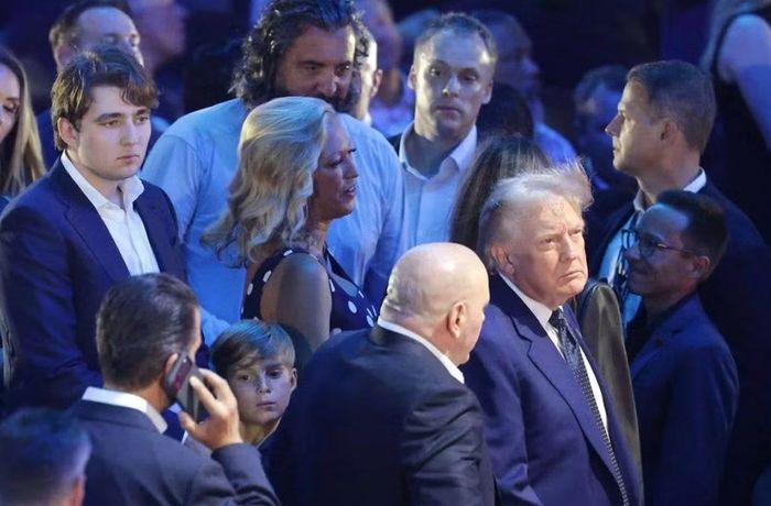 Nhiều người cảm thấy Barron trông thoải mái hơn với ngoại hình mới. Ảnh: Getty Images.