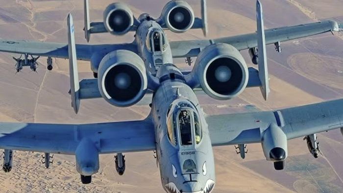 Song với Garcia, vấn đề không nằm ở việc A-10 có nên tồn tại hay không. Điều ông muốn nhấn mạnh là nếu Washington đã quyết định giữ A-10 tới năm 2030, họ cần đầu tư nghiêm túc để duy trì toàn bộ năng lực chiến đấu của loại máy bay này.