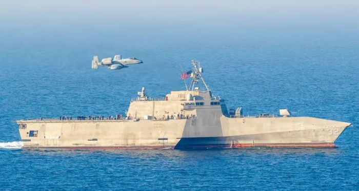 A-10 tiếp tục được triển khai tại eo biển Hormuz, tham gia các nhiệm vụ tác chiến chống xuồng cao tốc của Iran và hỗ trợ chiến dịch giải cứu 2 phi công máy bay tiêm kích đa năng F-15E Strike Eagle bị bắn rơi trong lãnh thổ Iran.