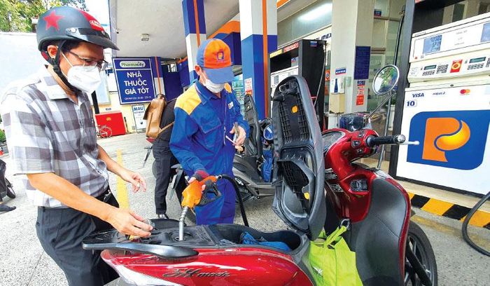Xăng E10 được đánh giá phù hợp với hơn 90% phương tiện. Ảnh: N.K