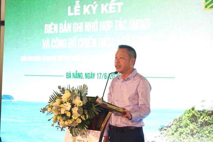Ông Lương Minh Tuấn cho biết, thông qua chiến dịch “Một tỷ xanh”, Đạt Phương mong muốn lan tỏa tinh thần trách nhiệm tới các tổ chức, cá nhân và cộng đồng cùng chung tay vì môi trường. Ảnh: Nguyễn Tú.
