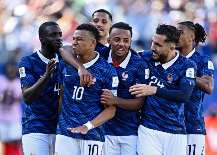 Mbappe đập tan mọi chỉ trích nhắm vào anh. Ảnh: Reuters.