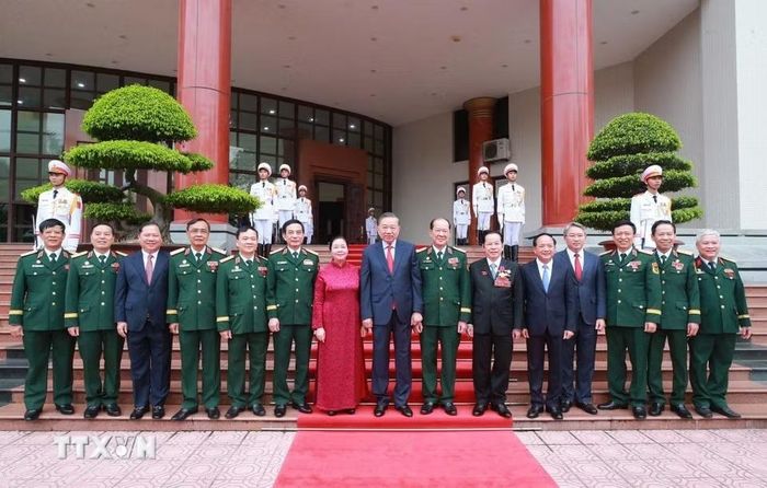 Tổng Bí thư, Chủ tịch nước Tô Lâm và các đại biểu. Ảnh: Trọng Đức/TTXVN.