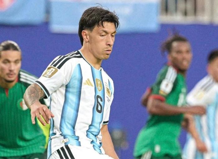 Martinez chơi chắc chắn trước Algeria.