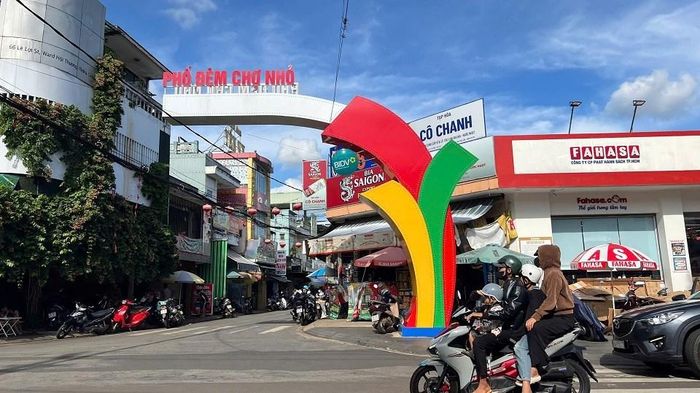 Từ những điều chỉnh đang được triển khai, UBND phường Pleiku kỳ vọng từng bước tháo gỡ các bất cập, đưa “Phố đêm Chợ Nhỏ” trở lại đúng định hướng là không gian kinh tế đêm có trật tự, an toàn và tạo sức hút ổn định