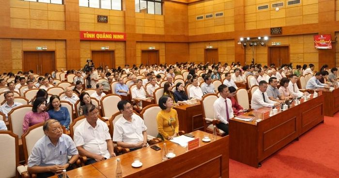Hội Nhà báo tỉnh Quảng Ninh tổ chức gặp mặt các thế hệ người làm báo và trao Giải Báo chí tỉnh Quảng Ninh năm 2025