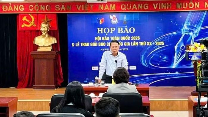 Quang cảnh họp báo.