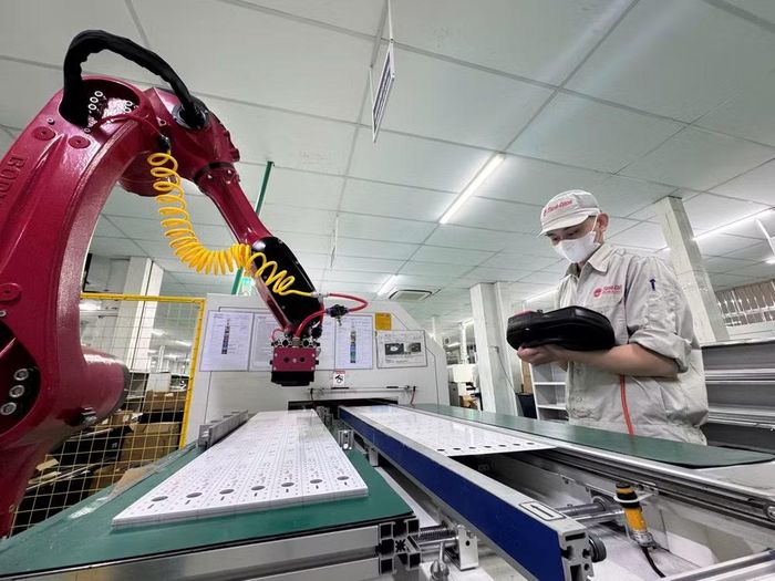 Hệ thống quản lý phát thải trên nền tảng số cũng đang được xây dựng nhằm hỗ trợ doanh nghiệp thực hiện báo cáo, kiểm kê và xác minh dữ liệu.