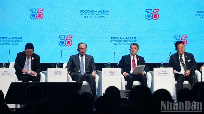 Thủ tướng Chính phủ Lê Minh Hưng tham dự Diễn đàn Doanh nghiệp ASEAN-Nga. (Ảnh: THANH THỂ)