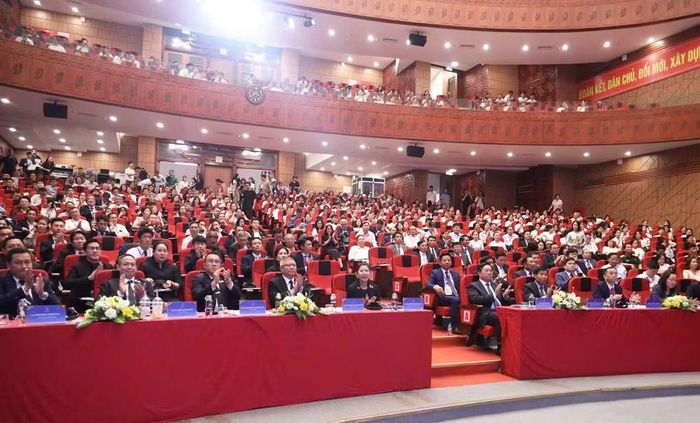 Đông đảo doanh nghiệp tham dự sự kiện.