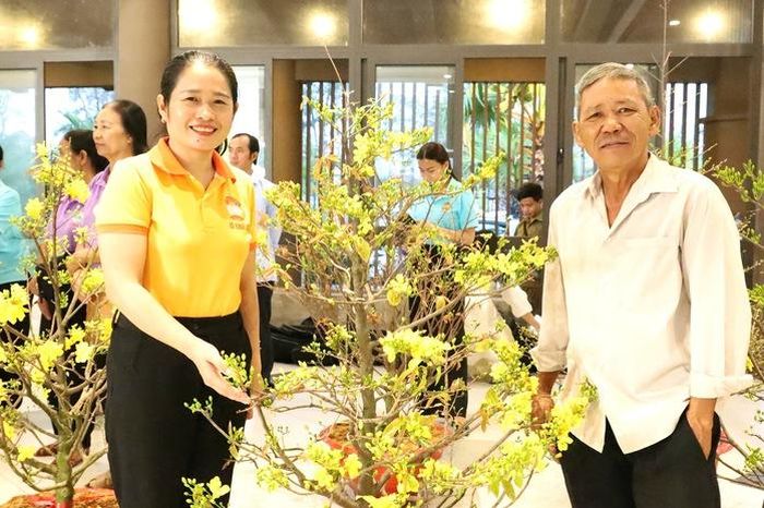 Rực rỡ sắc vàng mỗi độ xuân về, làng nghề mai Bình Lợi là minh chứng cho sức sống bền bỉ của nghề truyền thống giữa nhịp sống hiện đại.