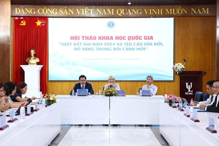 Tại hội thảo, nhiều đề xuất định hướng sửa đổi, bổ sung phù hợp với yêu cầu phát triển đất nước trong giai đoạn mới được nêu ra.