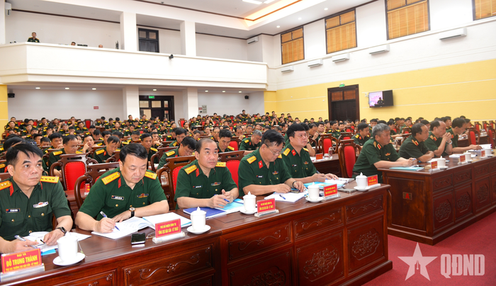 Các đại biểu dự hội nghị bồi dưỡng lý luận chuyển trạng thái sẵn sàng chiến đấu cho cơ quan chiến lược năm 2026.