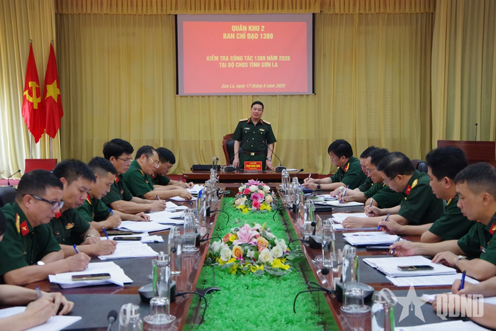 Thiếu tướng Phạm Hùng Hưng, Phó tư lệnh Quân khu 2 chủ trì kiểm tra kết quả thực hiện công tác 1389 đối với Bộ CHQS tỉnh Sơn La.
