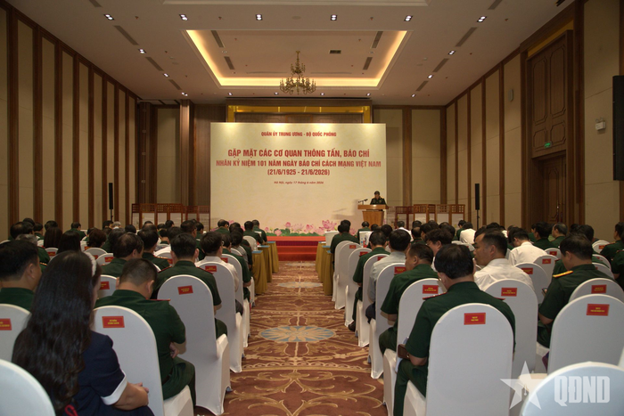 Quang cảnh gặp mặt.
