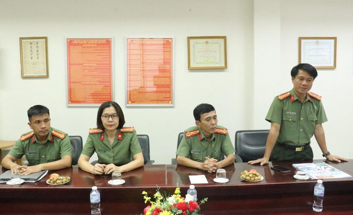 Thượng tá Nguyễn Quang Sang- Trưởng ban Ban Chuyên đề Công an TP Đà Nẵng trân trọng cảm ơn sự quan tâm của Đảng ủy, Giám đốc Công an thành phố