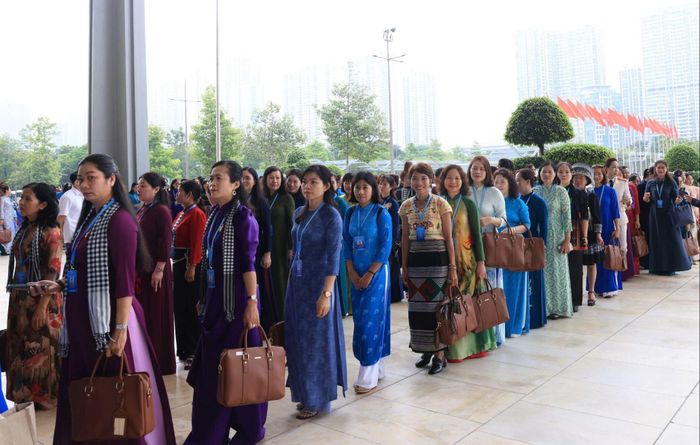  Các đại biểu tham dự Đại hội đại biểu Phụ nữ toàn quốc lần thứ XIV. Ảnh: TUẤN ANH 