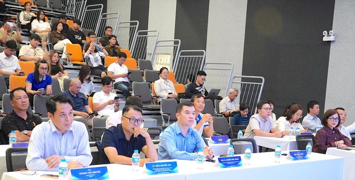  Các đại biểu tại chương trình. QUANG HUY 