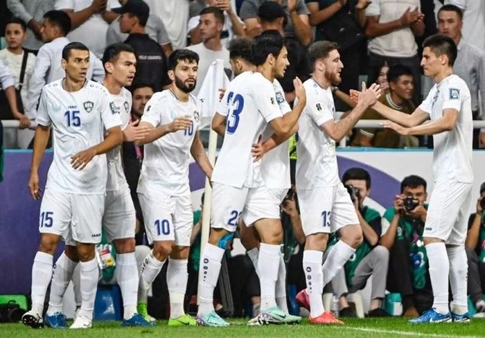 9h ngày 18/6: Uzbekistan gặp Colombia.