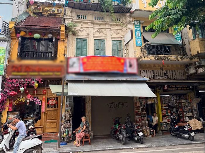 Căn nhà 2 tầng tại số 31 Lãn Ông là tài sản công thuộc diện bị cưỡng chế thu hồi.