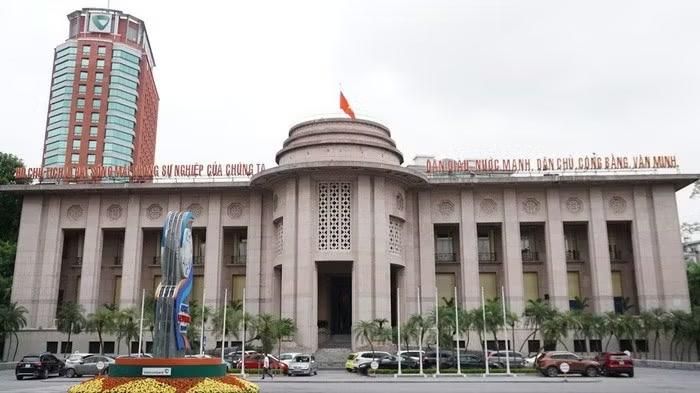 Ngân hàng Nhà nước đề xuất nâng tỷ lệ tối đa nguồn vốn ngắn hạn được sử dụng để cho vay trung, dài hạn.
