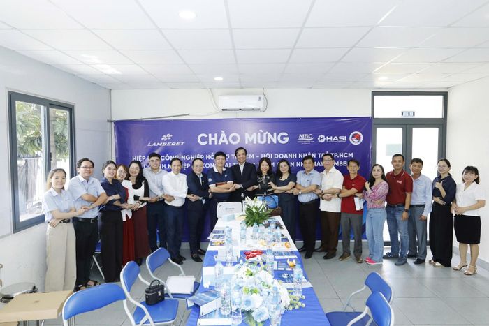Đoàn làm việc với Công ty TNHH Lamberet Việt Nam