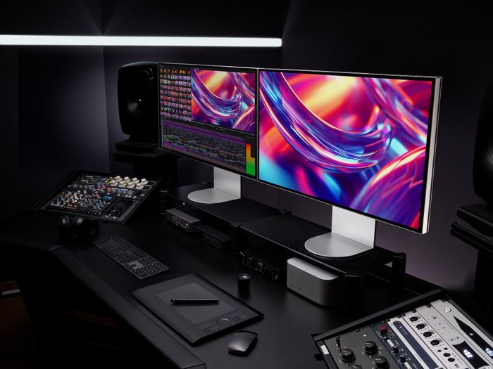 LG Switch tích hợp tính năng M-Control giúp bạn dễ dàng tùy chỉnh màn hình bằng chuột và bàn phím, đồng bộ mượt mà với hệ sinh thái Apple