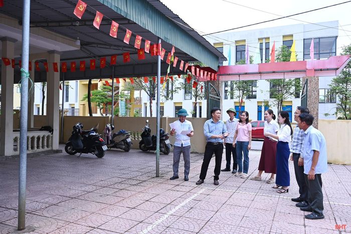 Các địa phương cần rà soát, nâng cấp nhà văn hóa trung tâm và các điểm sinh hoạt vệ tinh ở những địa bàn rộng nhằm bảo đảm nhu cầu hội họp, sinh hoạt cộng đồng của người dân.